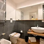 Ponte Di Tappia 게스트하우스 4*